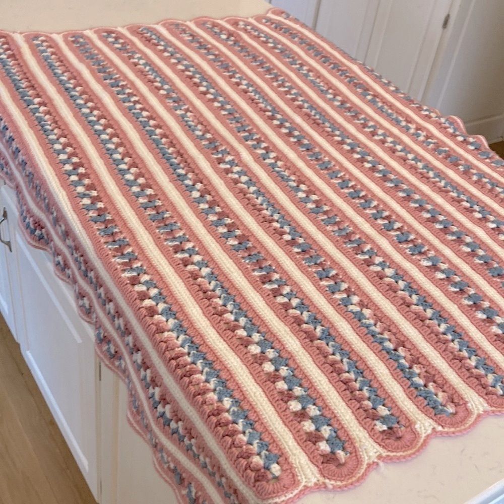 ❤️ Hand made crocheted pink and blue scalloped baby girl crib blanket